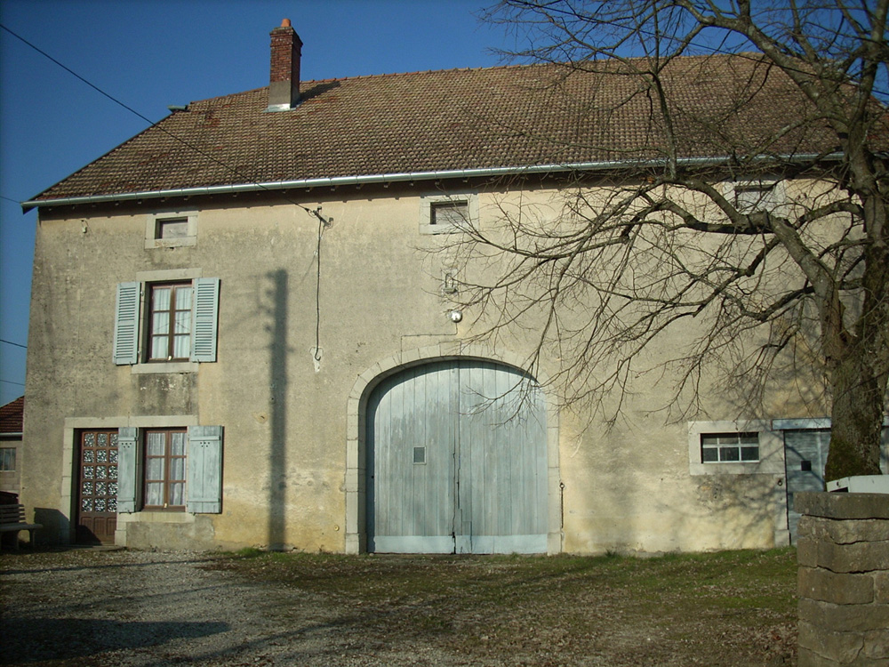 Pusy habitation sur deux étages