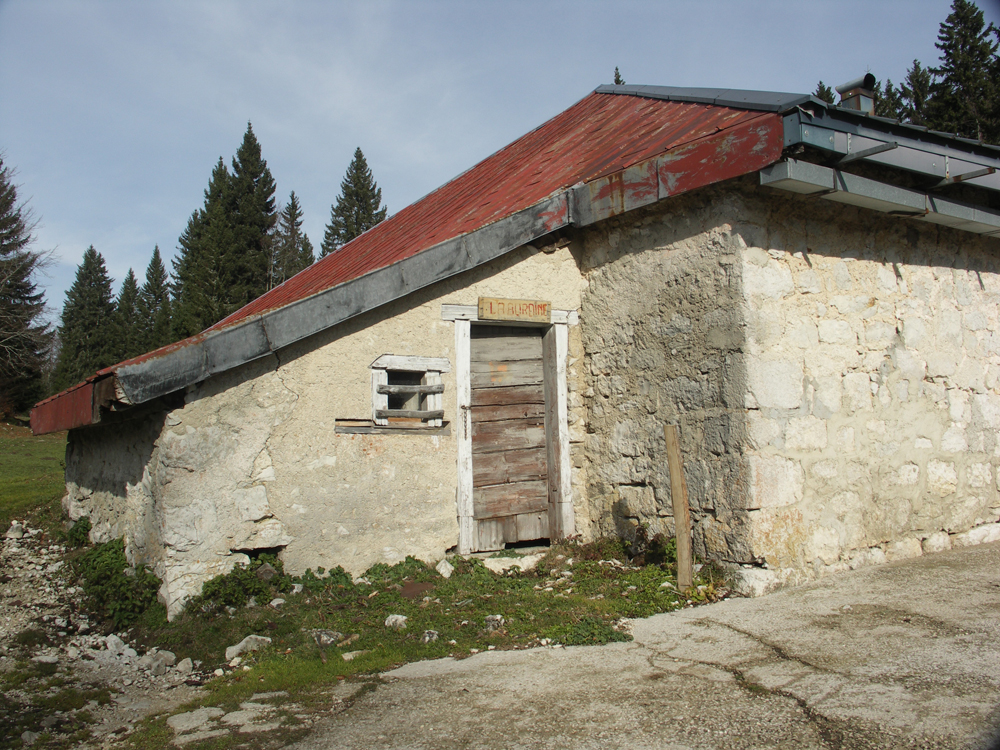 boiton chalet jura extension porcs