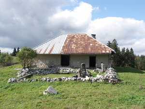 enclos murets pierre chalet ain massif jura