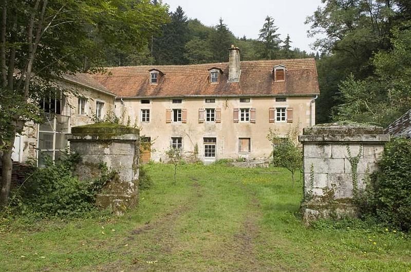 Logements de ferme d’une demeure d’industriel, Aillevillers et Lyaumont (70), Mérimée IA70000220 Région Franche-Comté, Inventaire du patrimoine       
