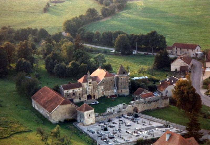 Ch&acirc;teau de Bougey (70) vue a&eacute;rienne