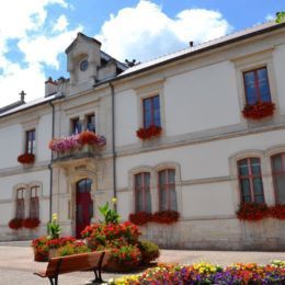 Mairie, photo 07 2012 caue39 - CHAUSSIN (39120)