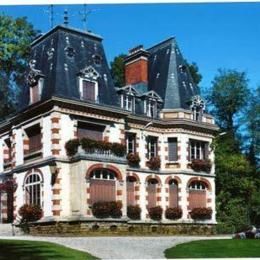 La Roseraie, demeure d'André Schwob - HERICOURT (70400)