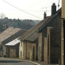 Gendrey, Jura, janv 2009 caue39. Fermes bloc de volume simple - GENDREY (39350)