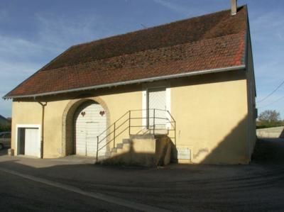 Buvilly, Jura, oct 2010 caue39. Maison de polyculture vigneronne - BUVILLY (39800)