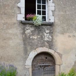 Rainans, Jura, juil 2012 caue39. Maison vigneronne bourgeoise. Porte de cave - RAINANS (39290)