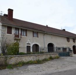 La Chaumusse, Jura, oct 2012 caue39. La maison pastorale en gouttereau. - LA CHAUMUSSE (39150)