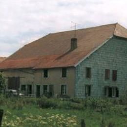 Saffloz, Jura, fév 1999 caue39. Ferme bloc de volume simple. Ferme double - SAFFLOZ (39130)