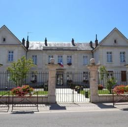 Saint-Aubin, Jura, juil 2012 caue39 : mairie - SAINT-AUBIN (39410)