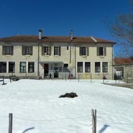 La Pesse, Jura, juin 2012 caue39 : mairie-école - LA PESSE (39370)