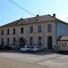 Saint-Pierre, Jura, août 2012 caue39 : mairie - SAINT-PIERRE (39150)