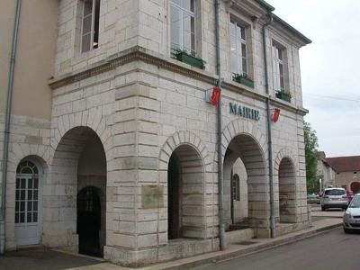 Dampierre-sur-Salon, Haute-Saône, caue70. Mairie-Lavoir - DAMPIERRE-SUR-SALON (70180)