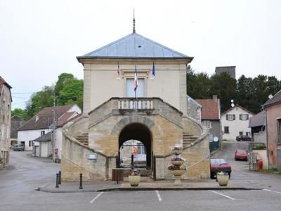 Beaujeu-Saint-Vallier-Pierrejux-Et-Quitteur, Haute-Saône, caue70. Mairie-Lavoir - BEAUJEU-SAINT-VALLIER-PIERREJUX-ET-QUITTEUR (70100)