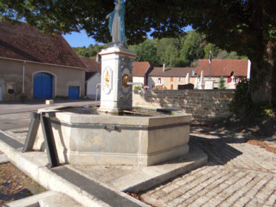 Cerre-les-Noroy, Haute-Saône, oct 2016 caue70 : fontaine-lavoir - CERRE-LES-NOROY (70000)