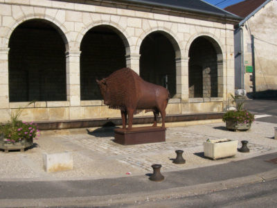 Noidans-le-Ferroux, Haute-Saône, sept 2003 caue70 : fontaine-lavoir - NOIDANS-LE-FERROUX (70130)