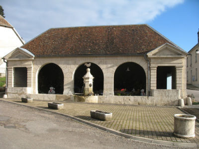 Chaux-la-Lotière, Haute-Saône, janv 2012 caue70 : fontaine-lavoir, architecte P. Duret - CHAUX-LA-LOTIERE (70190)