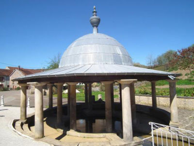 Fontenoy-les-Montbozon, Haute-Saône, 2005 caue70 : fontaine-lavoir, architecte Louis Well - FONTENOIS-LES-MONTBOZON (70230)