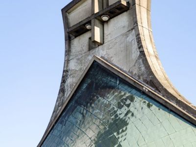 Eglise Saint-Jean, Dole (Jura), janv 2017 caue39 : clocher-mur - détail - DOLE (39100)