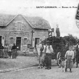 <p>Saint-Germain, Haute-Sa&ocirc;ne, Archives d&eacute;partementales 70 : le bureau de Poste, carte postale ancienne</p> - SAINT-GERMAIN (70200)