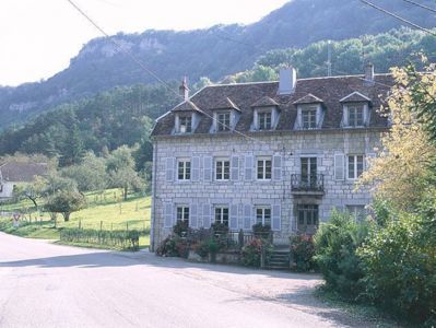 Baume les Dames (25). Base M&eacute;rim&eacute;e IA25000263 &copy; R&eacute;gion Franche-Comt&eacute;, Inventaire du patrimoine - BAUME-LES-DAMES (25110)