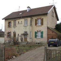<p>H&eacute;ricourt (70). Base M&eacute;rim&eacute;e IA70000095 &copy; R&eacute;gion Franche-Comt&eacute;, Inventaire du patrimoine.</p> - HERICOURT (70400)