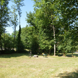 <p>Les Crozats village vacances (1951), prairies terrains de jeux, Uxelles 39, 2017 caue39</p> - UXELLES (39130)