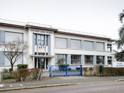 Collège Jean-Jaurès, Cité des Carrières, 1932 archi. Henri Vidal - Source juin 2017 caue39 : Vue extérieure façade principale - DAMPARIS (39500)