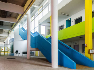 Lycée professionnel Le Corbusier, 1988 arch. Jean Dubus - Source Février 2017 caue39  - LONS-LE-SAUNIER (39000)