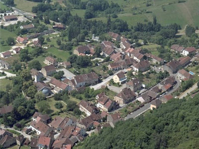 Passenans (39) vue aérienne / site d'implantation En coteau / caue39 2014 - PASSENANS (39230)